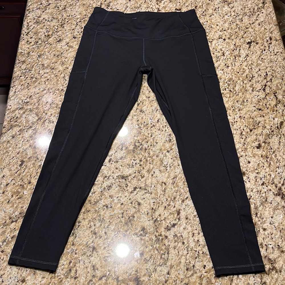 Victoria’s Secret workout leggings